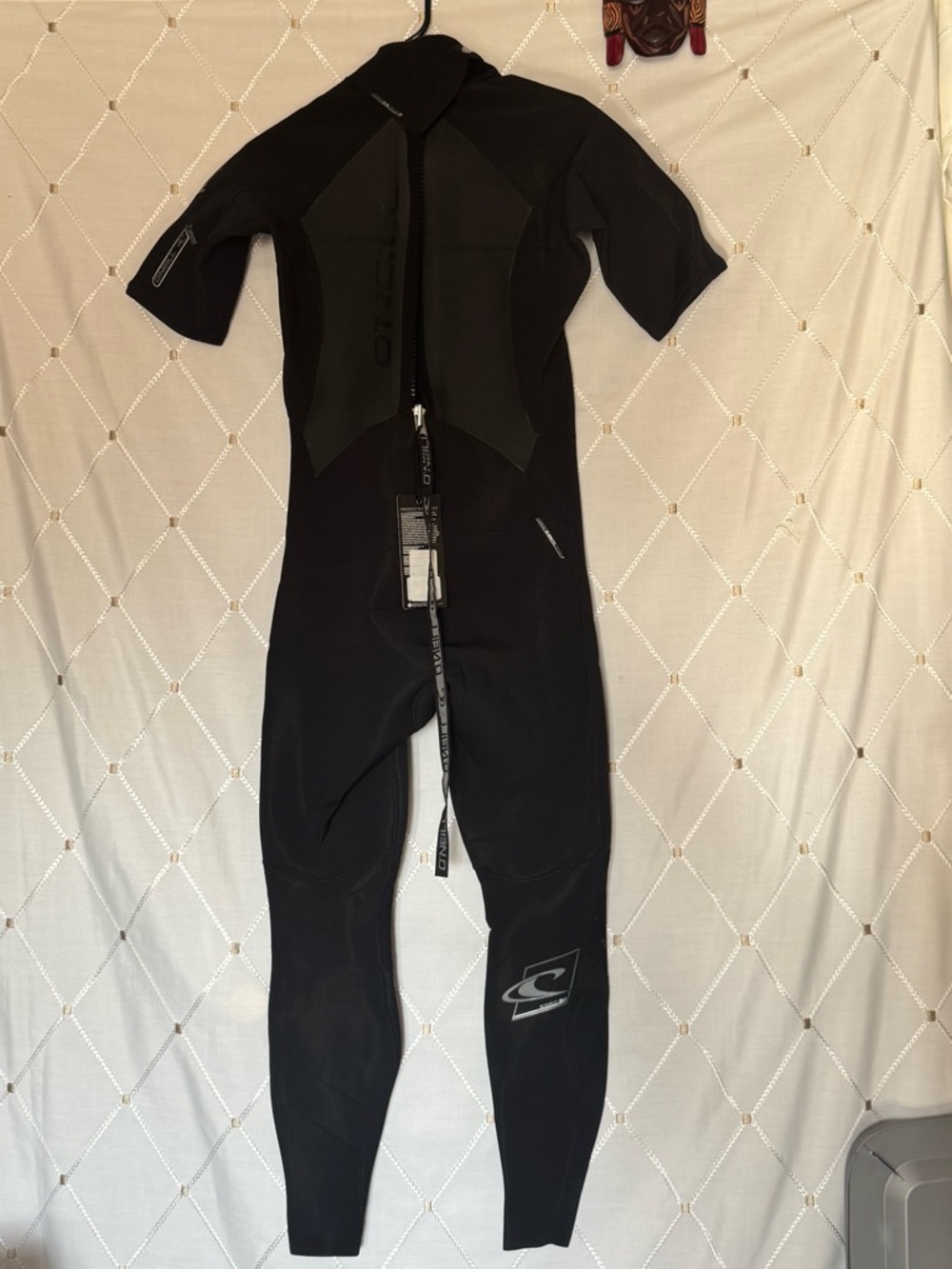 O'Neill size S/M Black Full-Body Short-Sleeve Wetsuit with Back Zip men’s